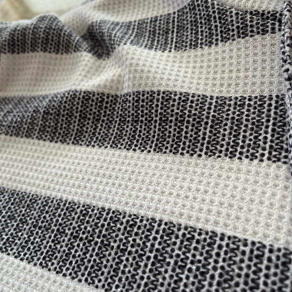 NWOT White and Blue Striped Hoodie Women's Large pullover Textured French Terry - Picture 6 of 7